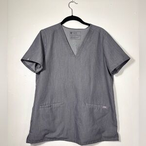 Figs Graphite Women’s Three-Pocket Scrub Top